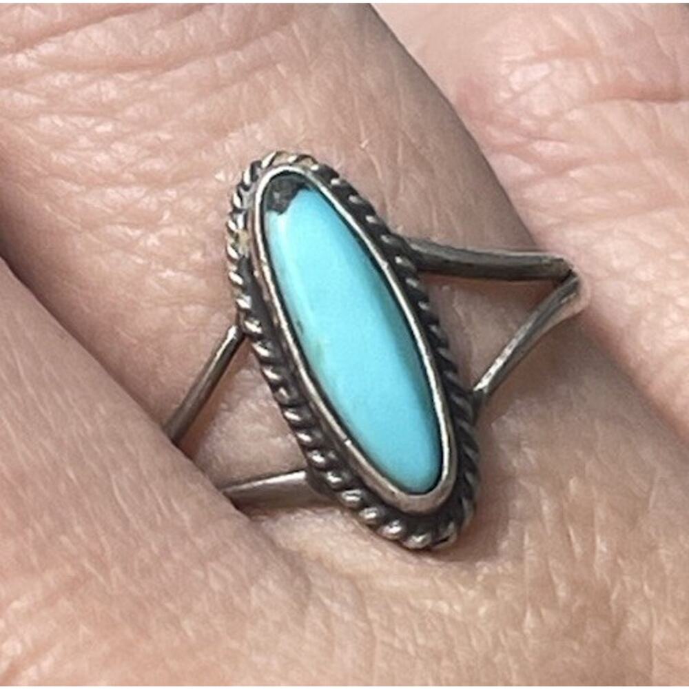 Navajo Sterling Silver Turquoise Ring Size 6.5 Long Oval Split Shank Southwest